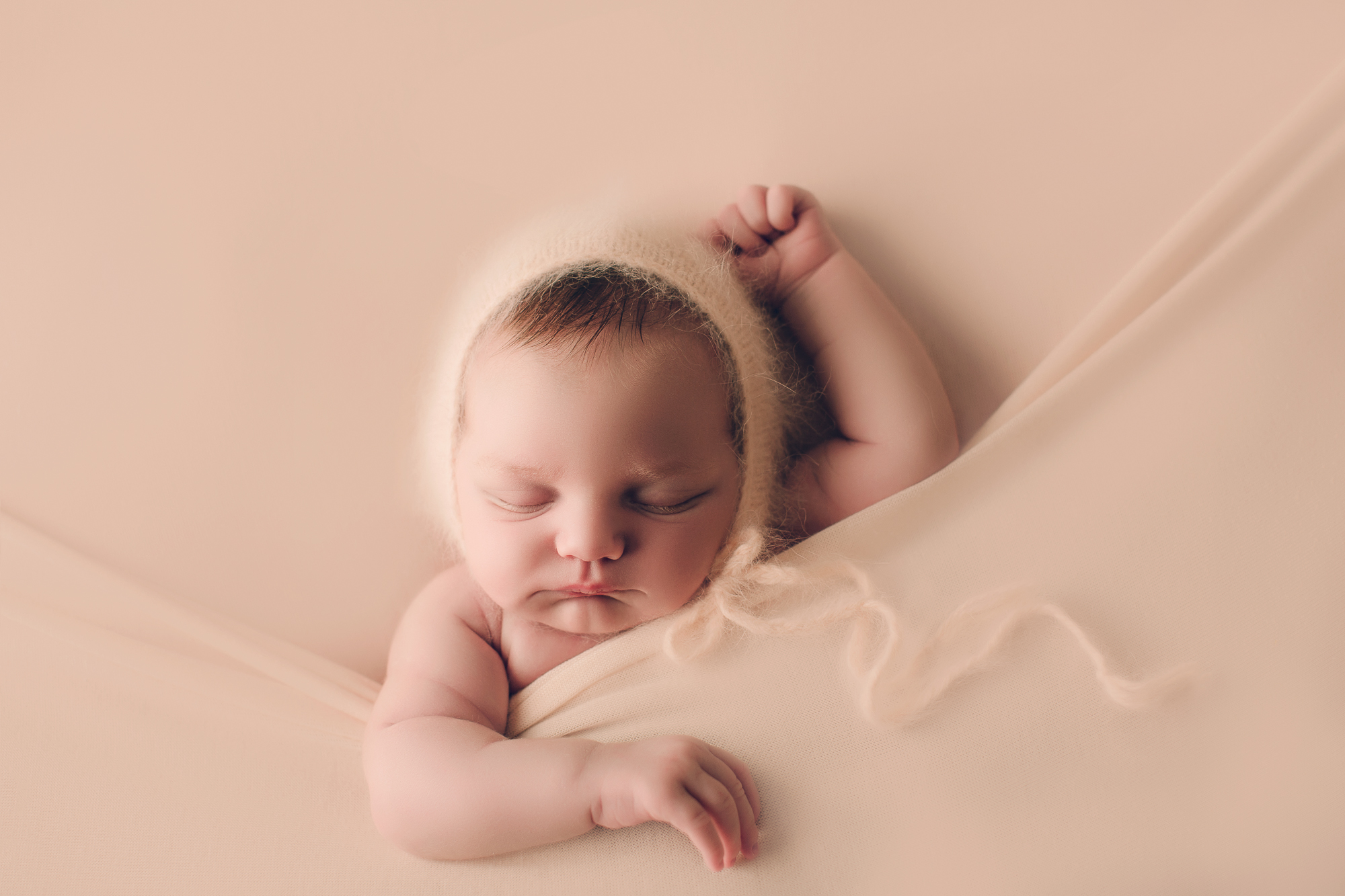 Adelaide newborn photography photo of a newborn baby.