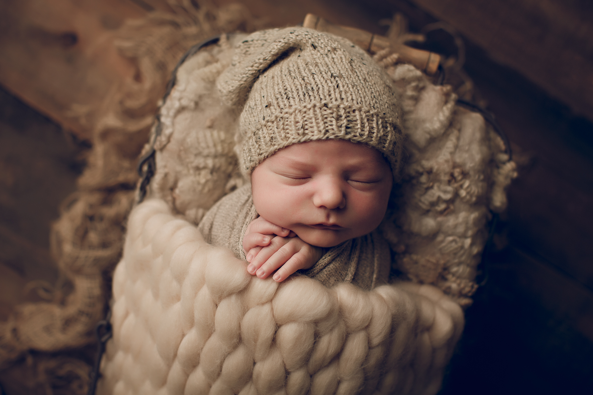 Adelaide newborn photographer photo of a newborn baby.