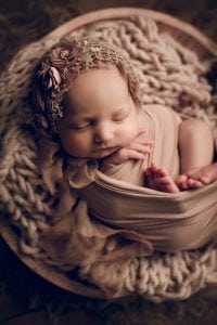 Adelaide Newborn photographer photo of a newborn baby.