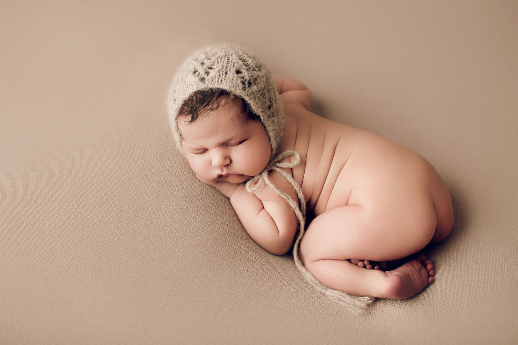 Adelaide newborn baby photographer's photo of a newborn baby.