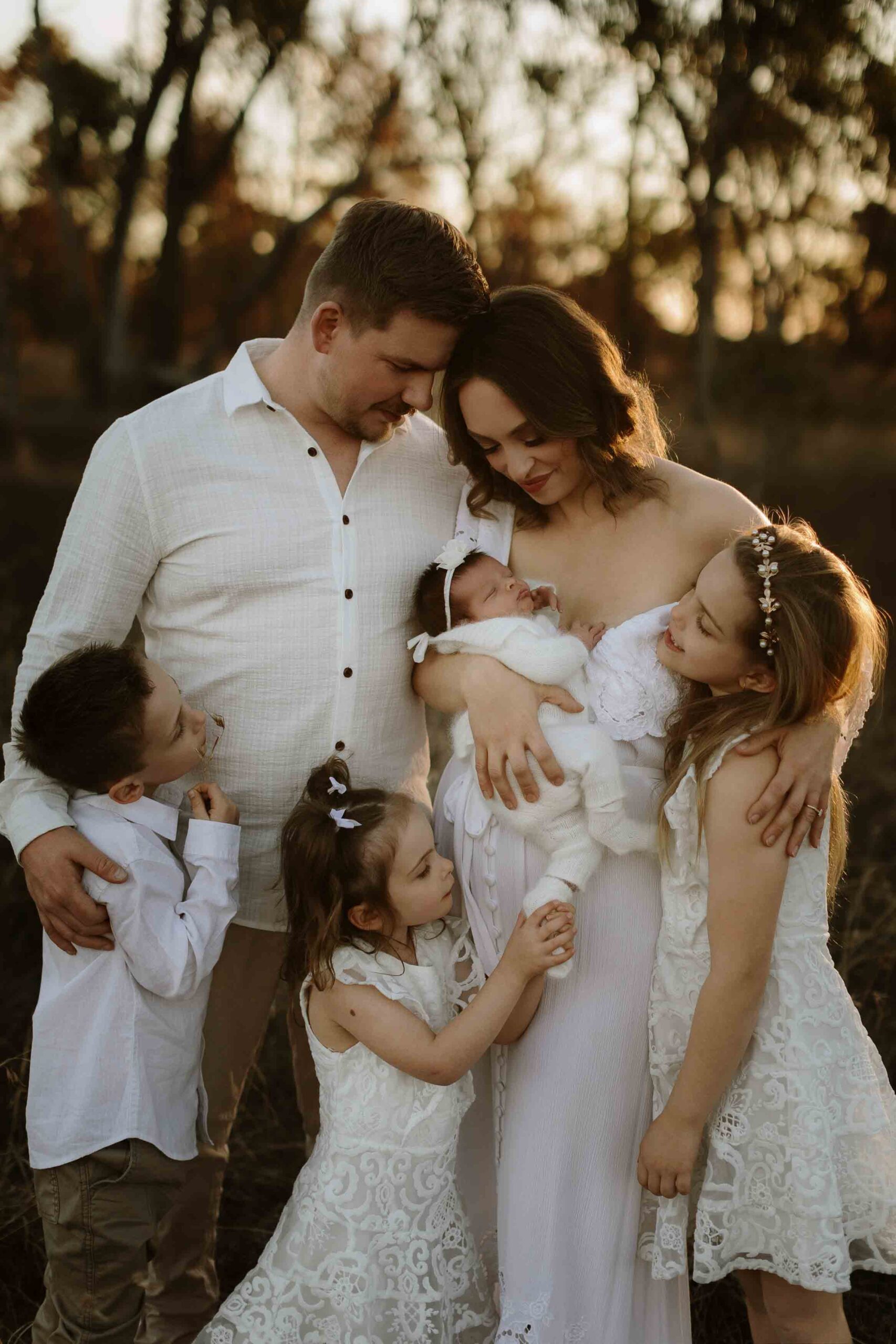 An Adelaide family of 6 at a photo shoot at sunset.