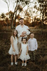 A dad and his 4 children at a photography shoot in Adelaide.